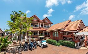 Baan Virog Koh Larn